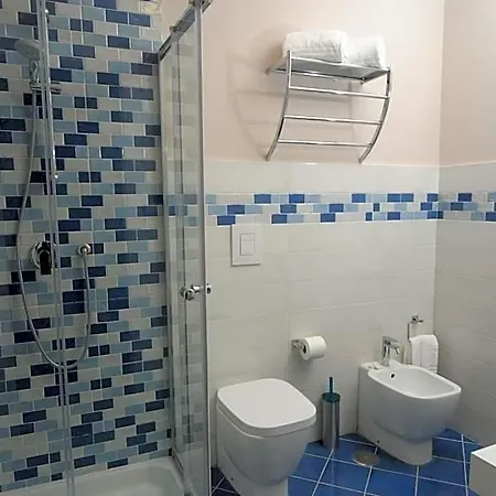 La Casa Di Giorgio Panoramic לינה וארוחת בוקר