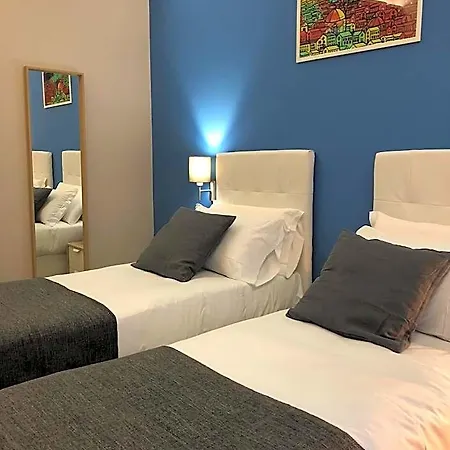 La Casa Di Giorgio Panoramic לינה וארוחת בוקר 4*