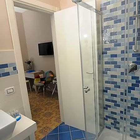 La Casa Di Giorgio Panoramic 4* נאפולי