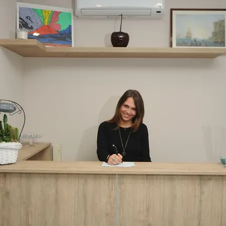 לינה וארוחת בוקר La Casa Di Giorgio נאפולי